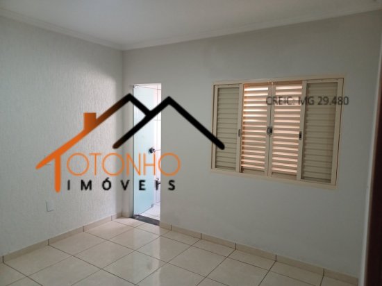 casa-venda-piumhi-mg-1024458