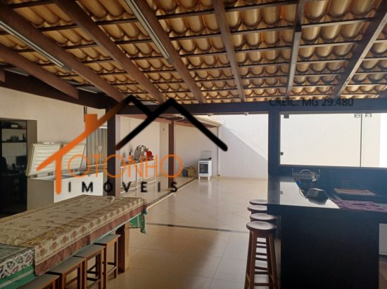 casa-venda-piumhi-mg-1028106